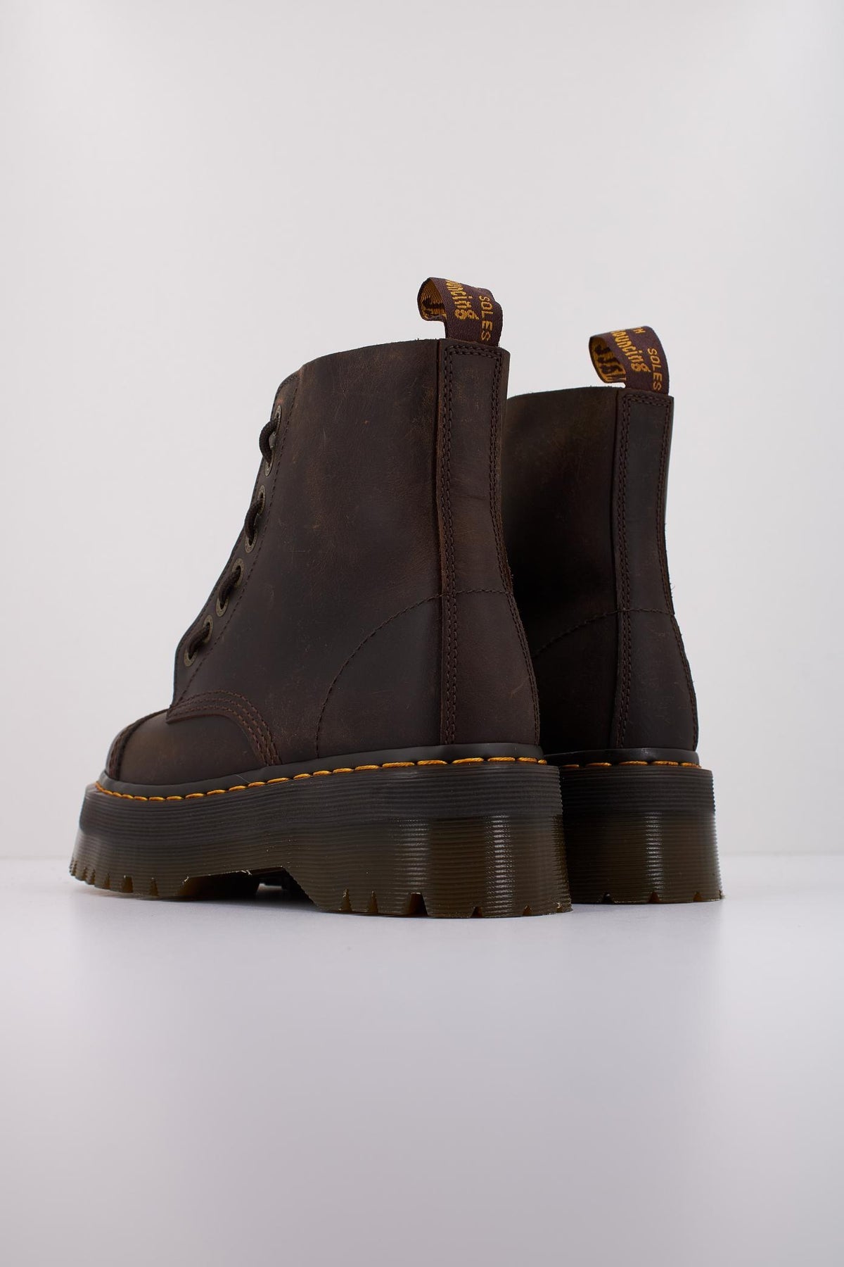 DR. MARTENS SINCLAIR en color MARRON (4)