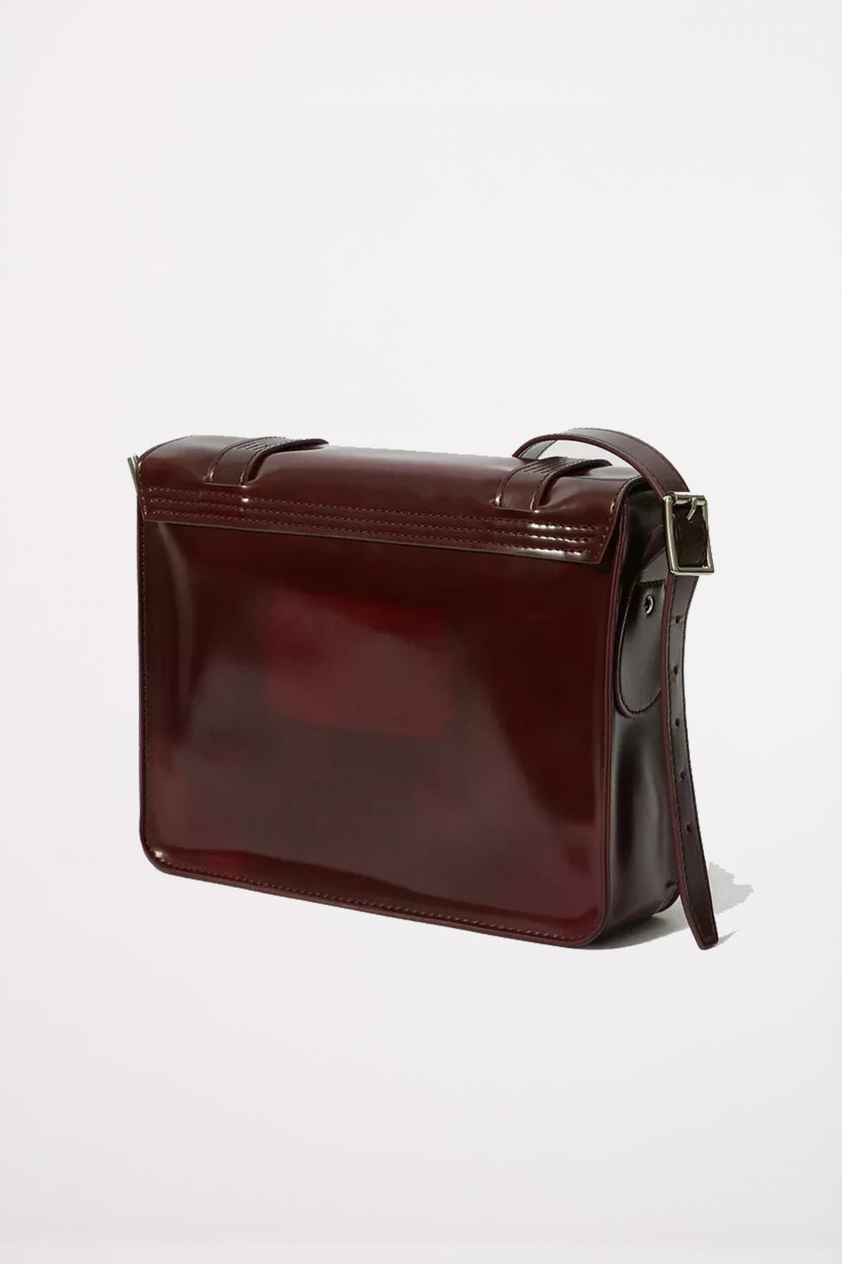 DR. MARTENS SATCHEL en color BURDEOS (3)