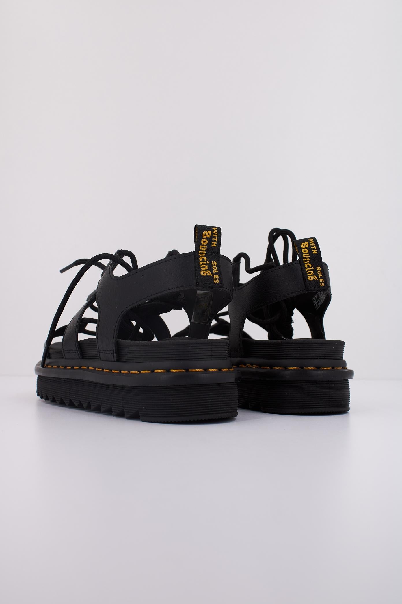 DR. MARTENS NARTILLA en color NEGRO (4)