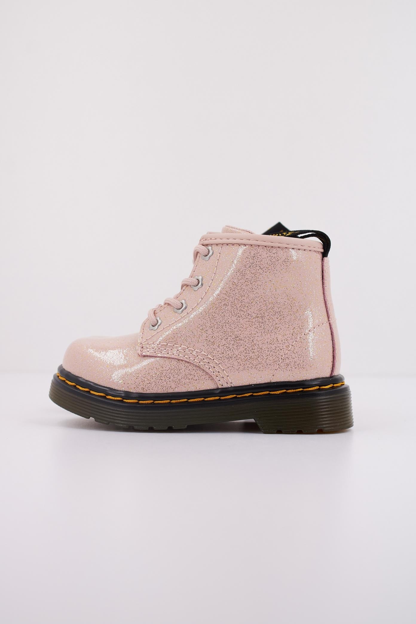 DR. MARTENS I en color ROSA (1)