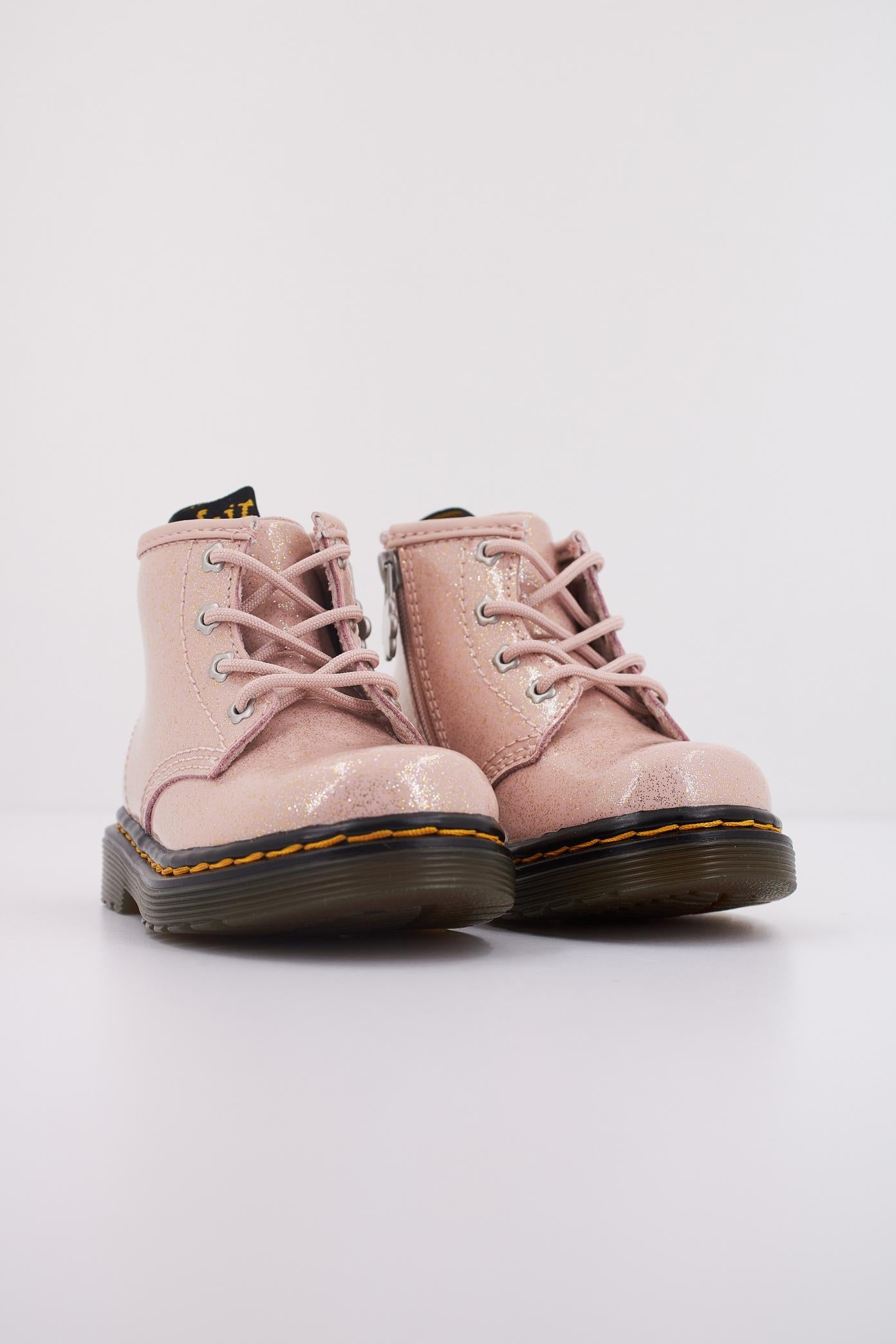 DR. MARTENS I en color ROSA (2)