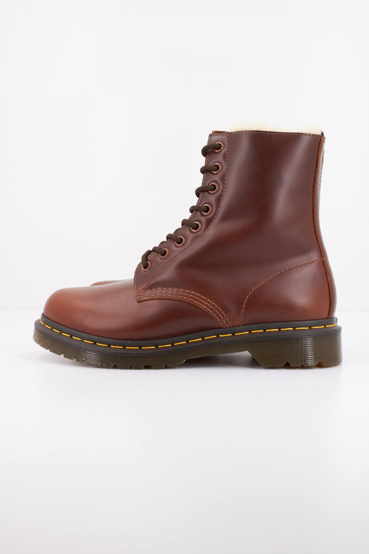 DR. MARTENS SERENA en color MARRON (1)