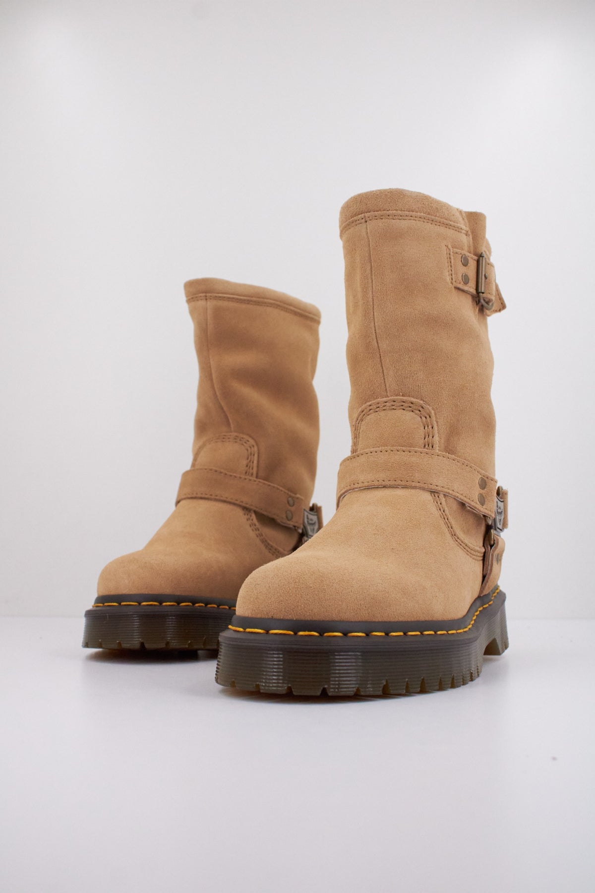 DR. MARTENS DM en color BEIS (2)