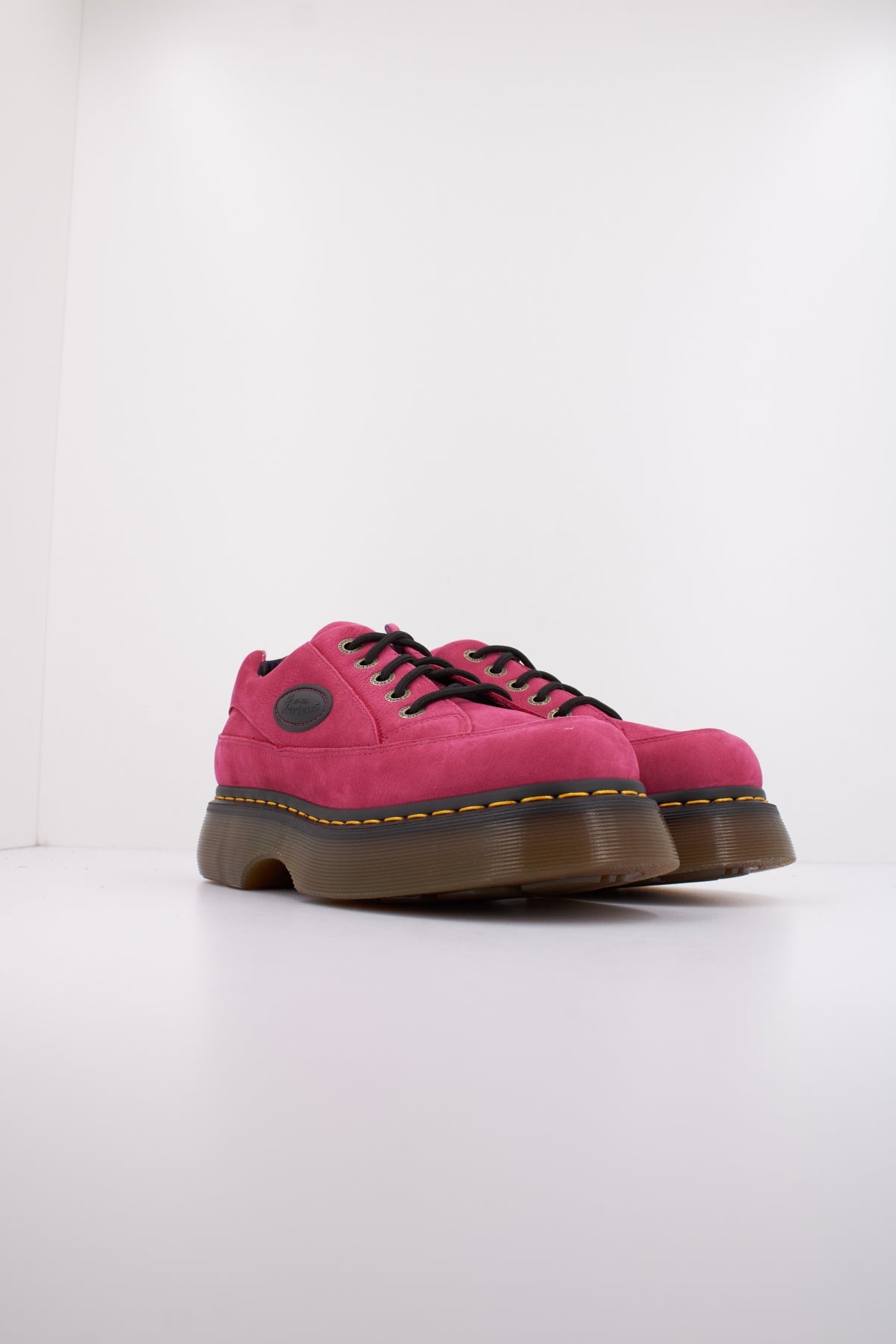 DR. MARTENS BUZZ I en color ROSA (2)