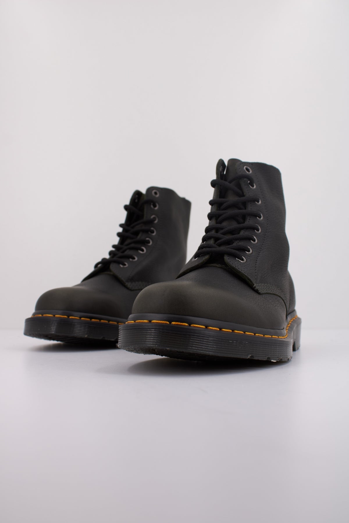 DR. MARTENS PASCAL en color VERDE (2)