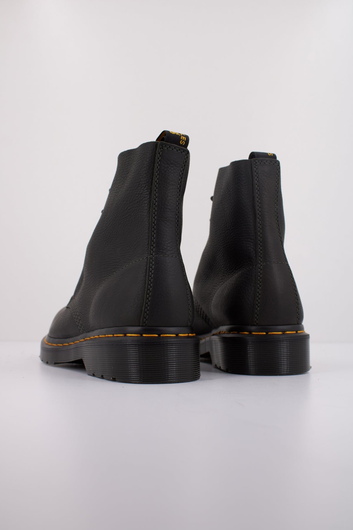 DR. MARTENS PASCAL en color VERDE (4)