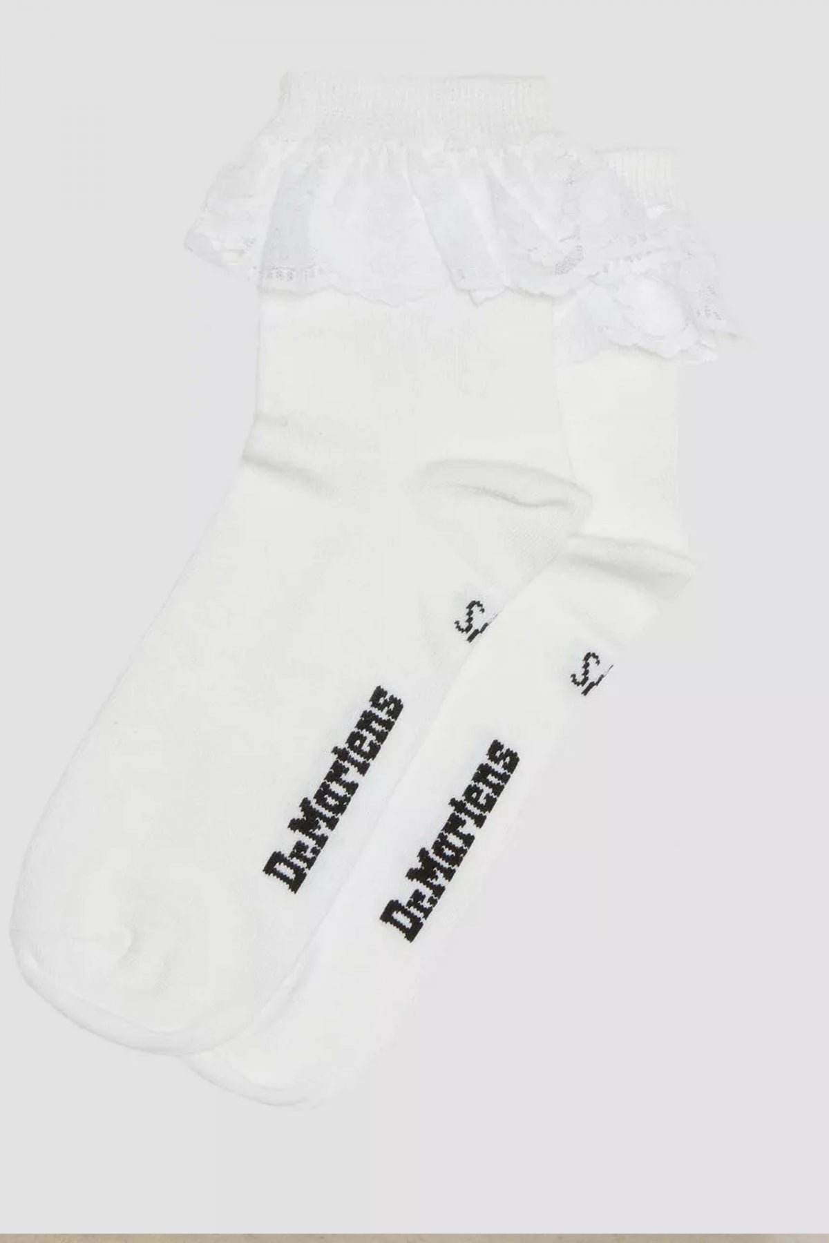 DR. MARTENS FRILL SOCK en color BLANCO  (1)