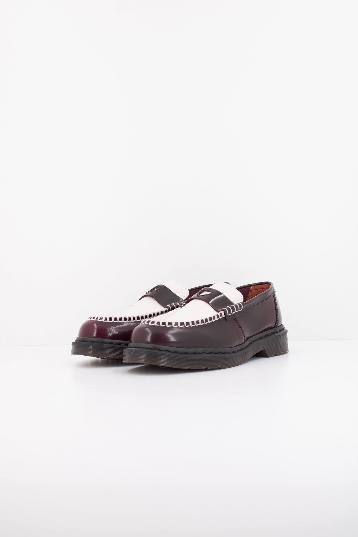 DR. MARTENS PENTON HEART en color BURDEOS (2)