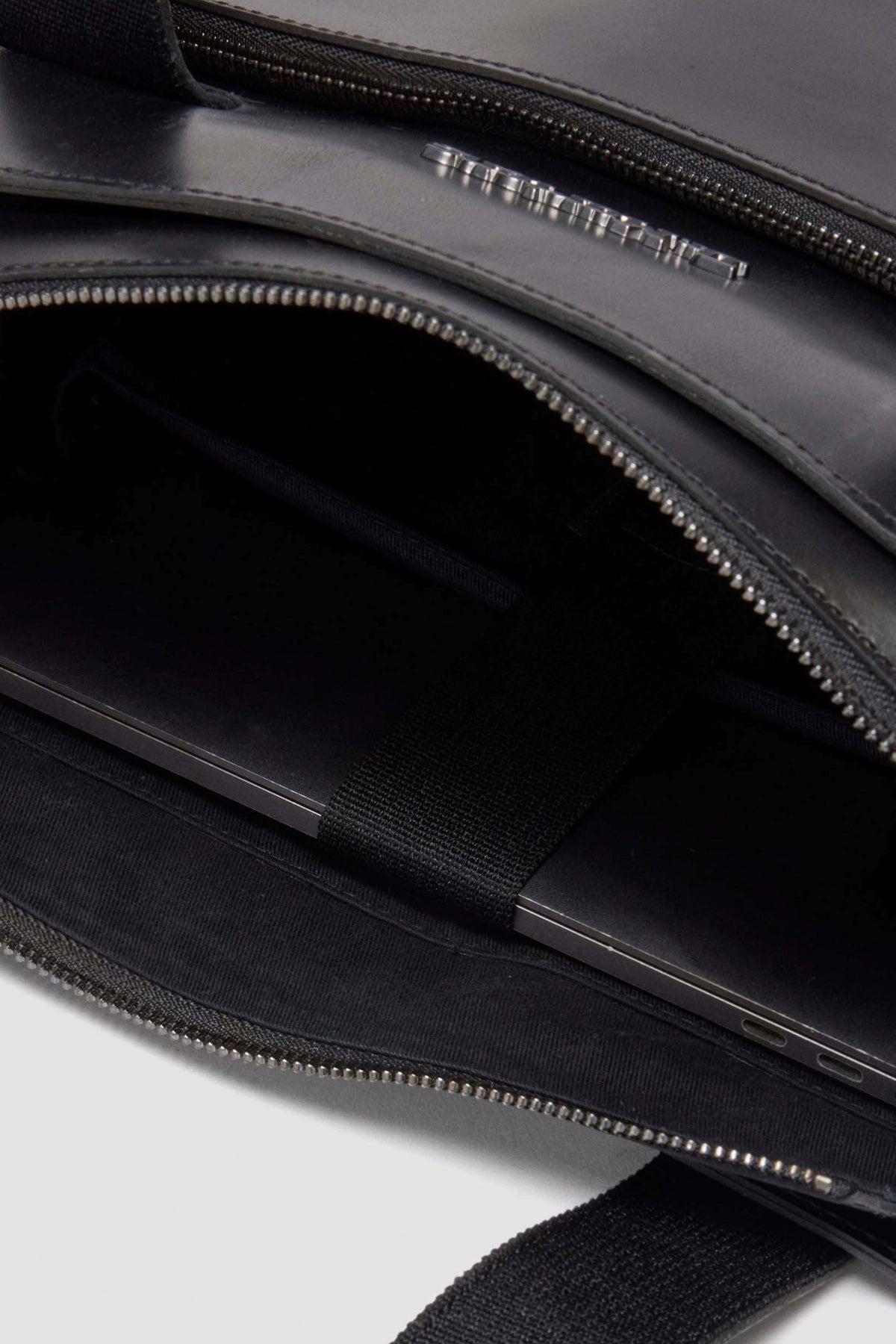 DR. MARTENS DM MAYHEM RB en color NEGRO (3)