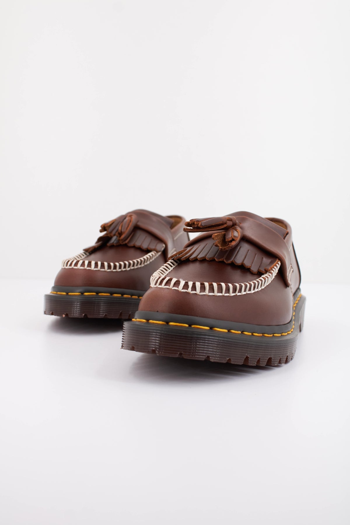 DR. MARTENS ADRIAN BEN en color BURDEOS (2)