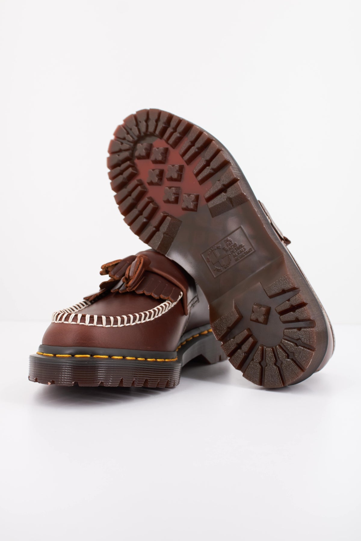 DR. MARTENS ADRIAN BEN en color BURDEOS (5)