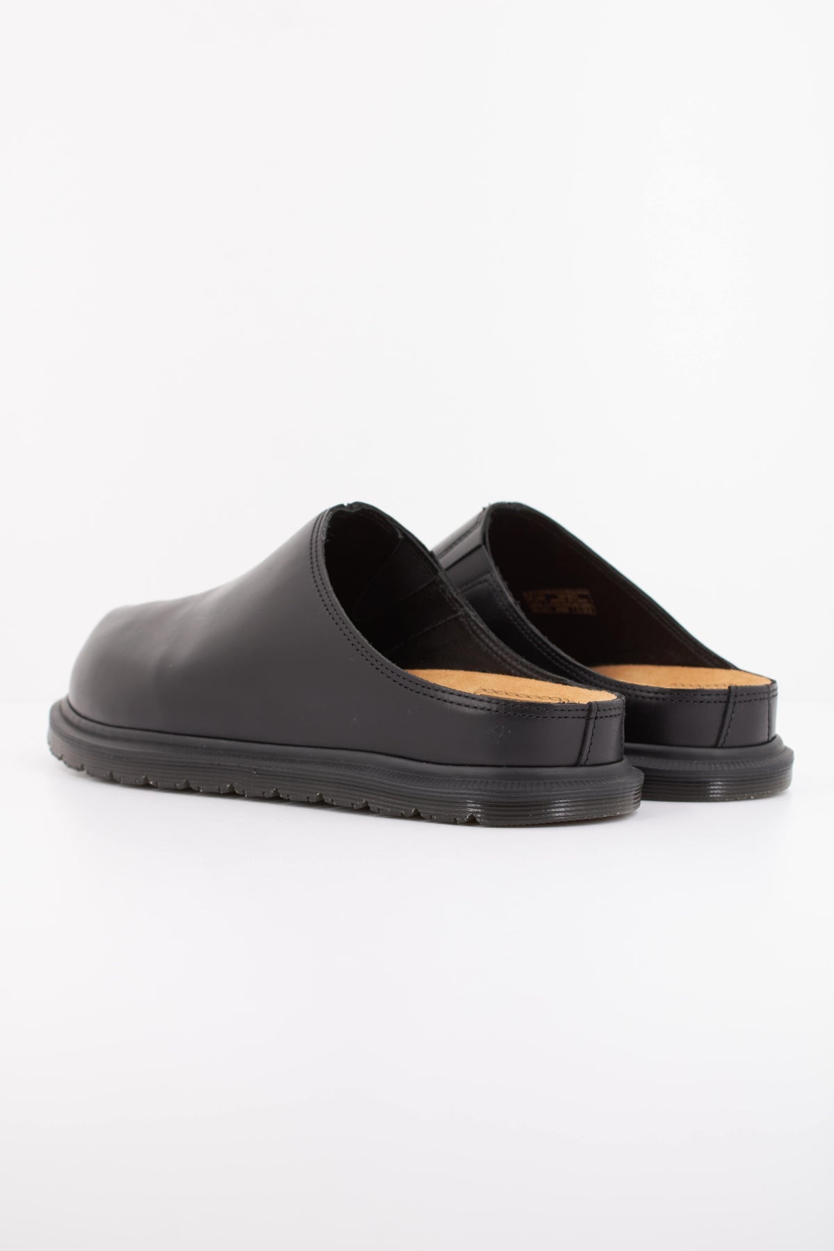 DR. MARTENS SAN MULE en color NEGRO (4)