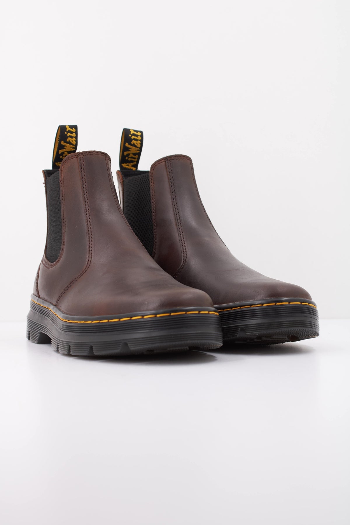 DR. MARTENS DM EMBURY en color MARRON (2)