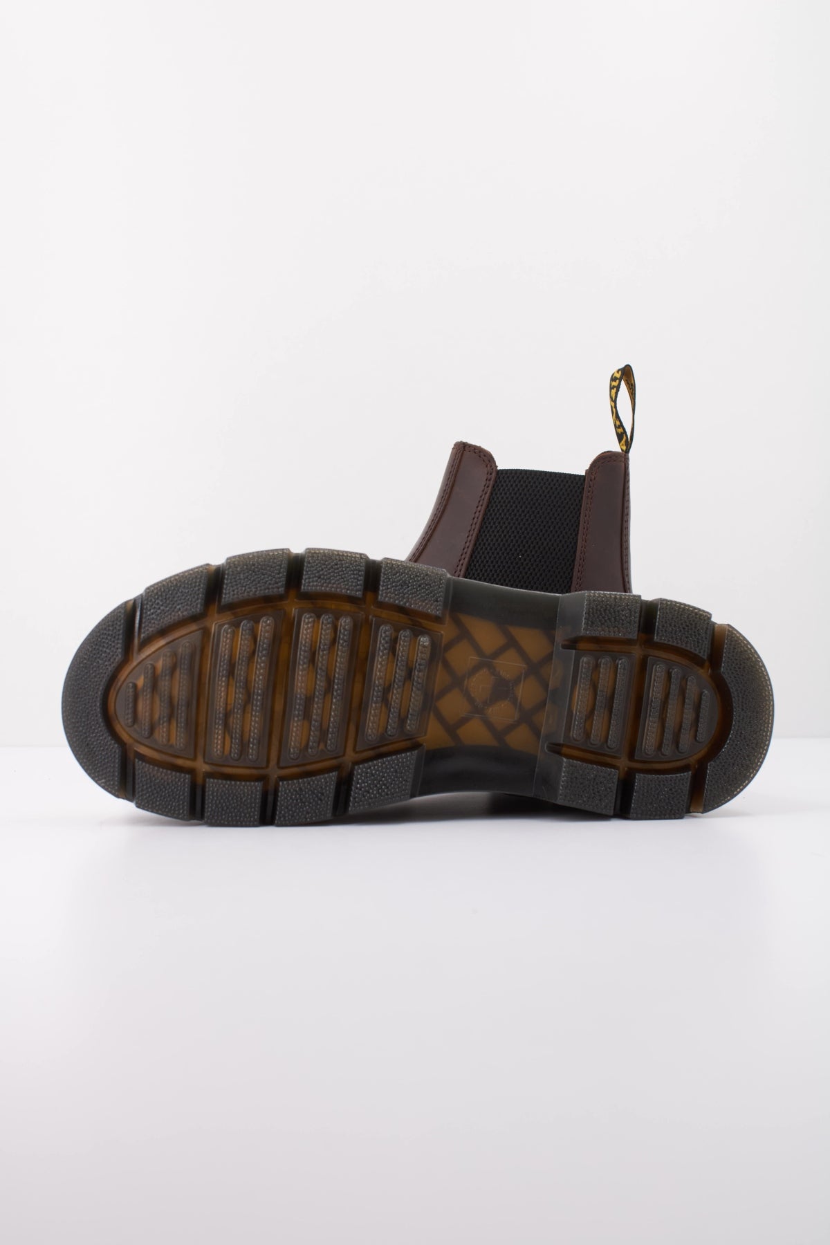 DR. MARTENS DM EMBURY en color MARRON (5)