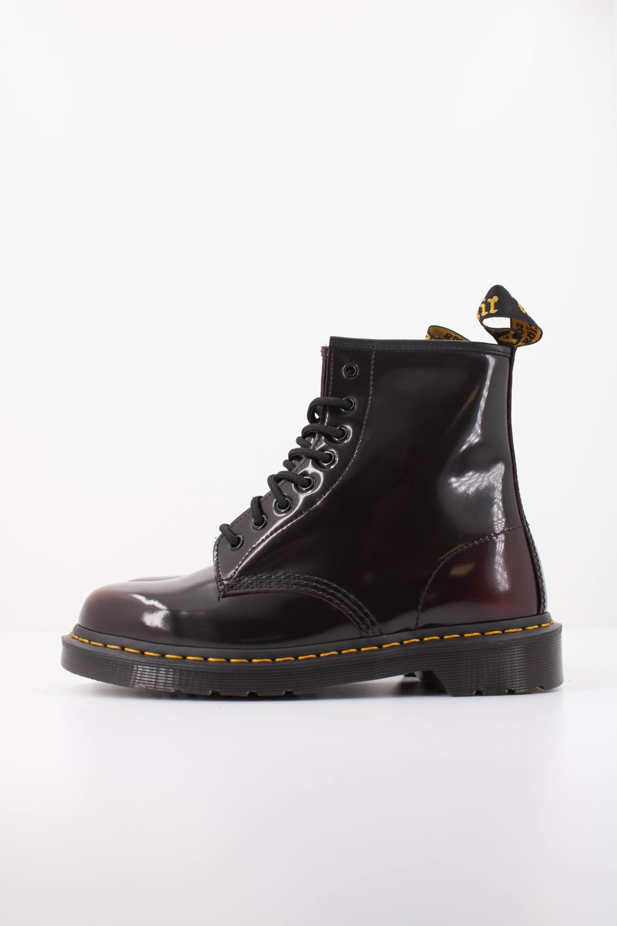 DR. MARTENS en color BURDEOS (1)