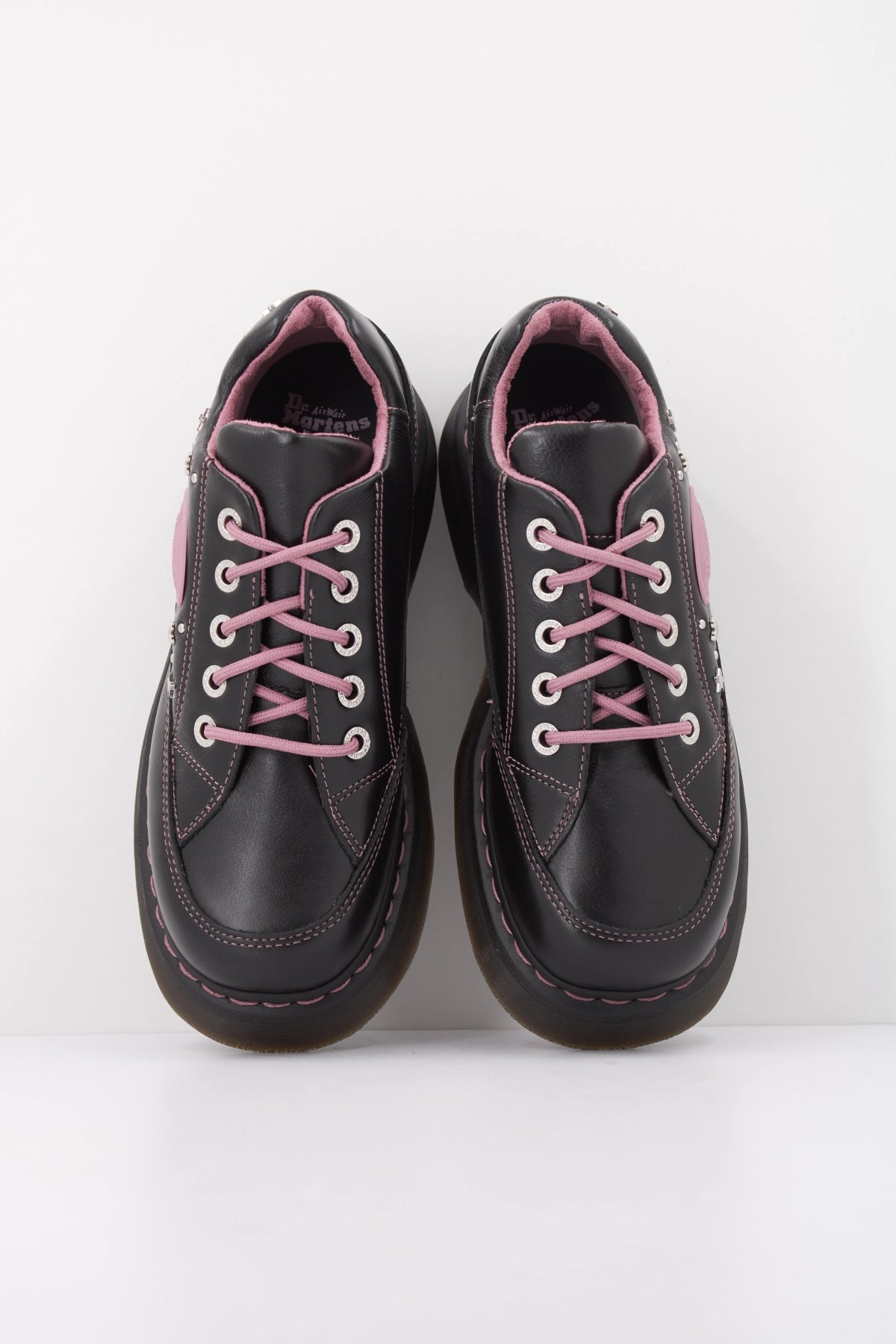 DR. MARTENS BUZZ I HS en color NEGRO (3)