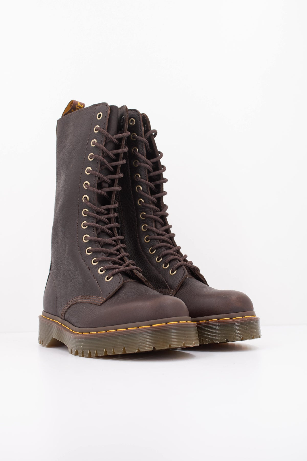 DR. MARTENS B BEX en color MARRON (2)