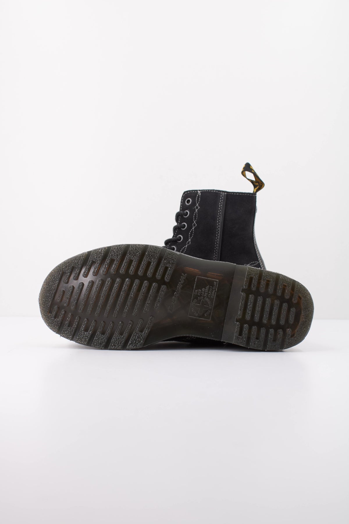 DR. MARTENS DR en color NEGRO (5)