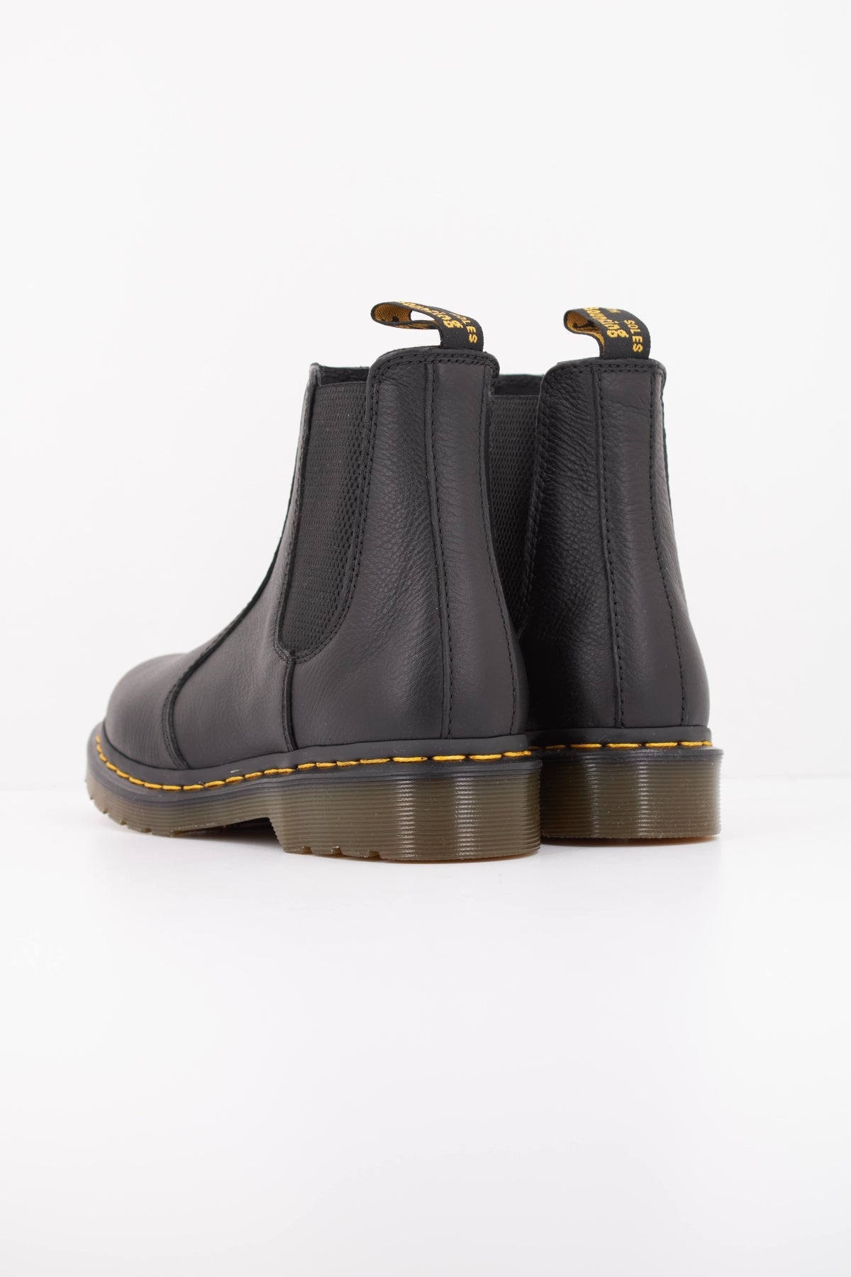 DR. MARTENS DM en color NEGRO (4)