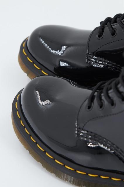 DR. MARTENS BOTAS DE CHAROL en color NEGRO (3)