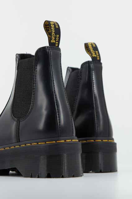 DR. MARTENS PLATAFORMA QUAD DE PIEL SMOOTH en color NEGRO (3)