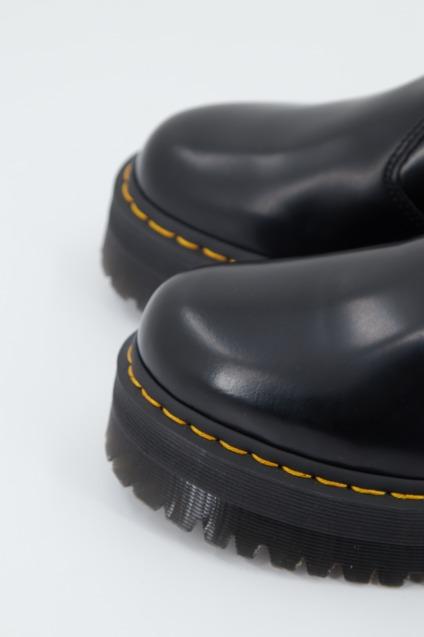 DR. MARTENS PLATAFORMA QUAD DE PIEL SMOOTH en color NEGRO (4)