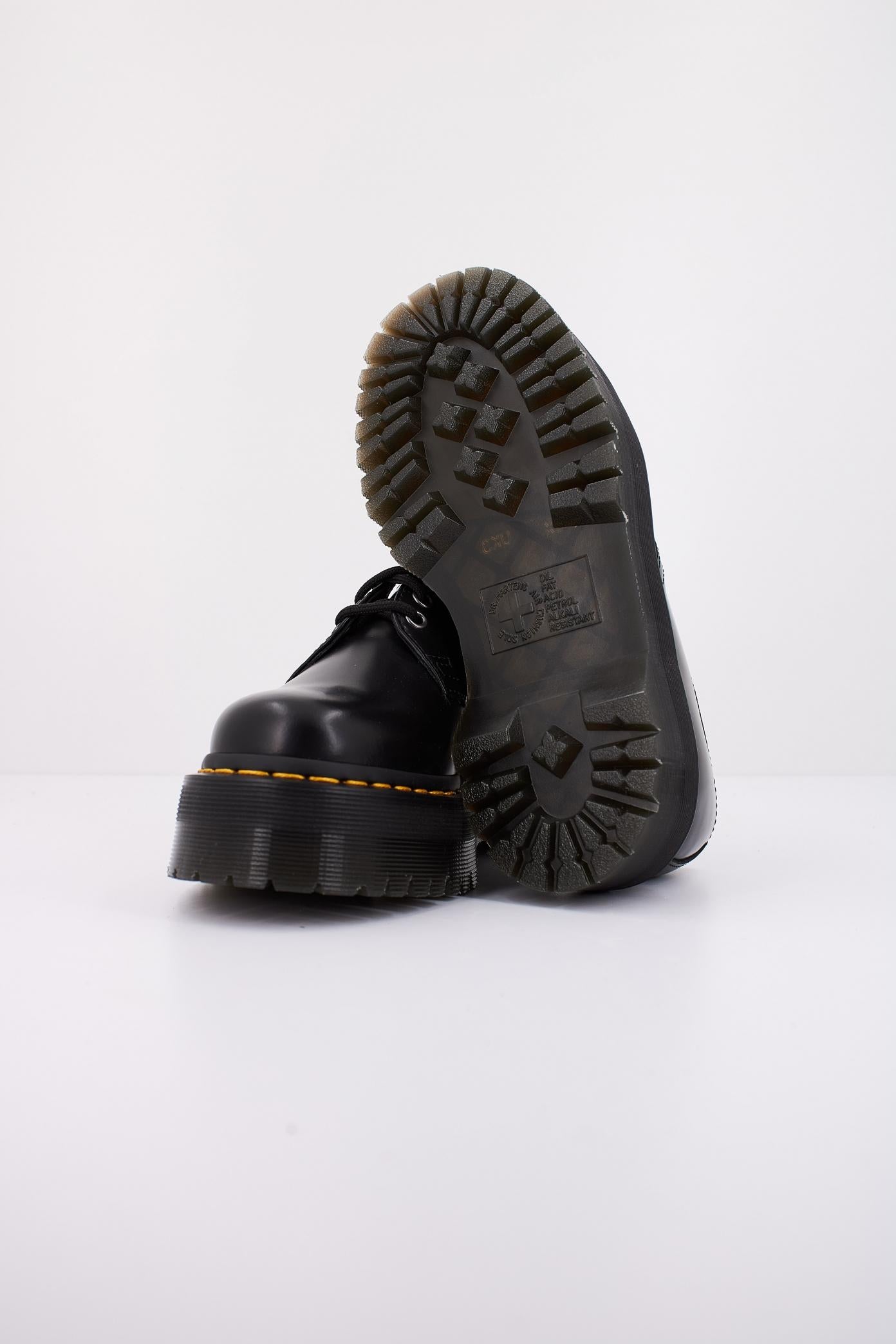 DR. MARTENS PLATAFORMA QUAD DE PIEL SMOOTH en color NEGRO (5)