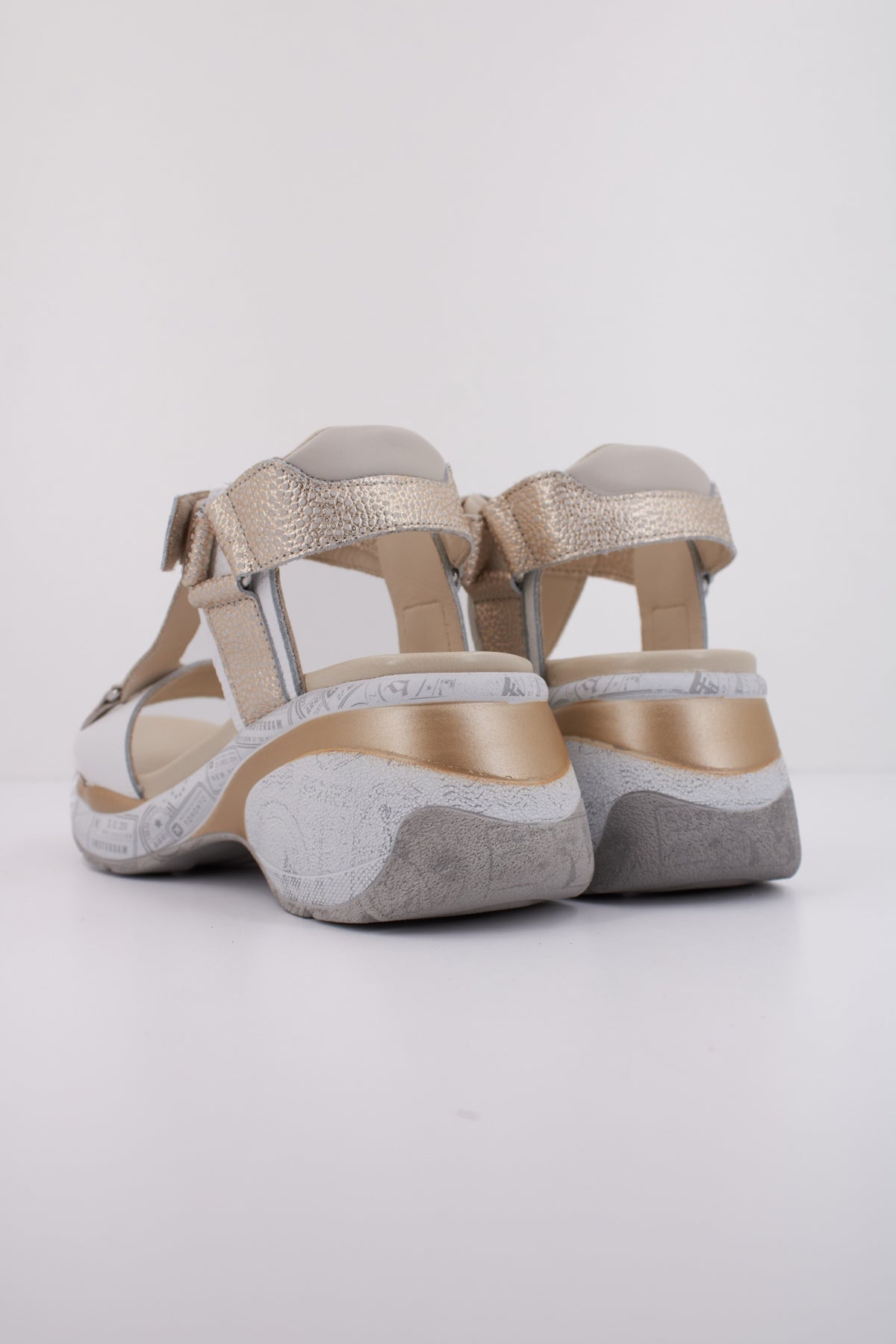 CETTI SANDALIA en color ORO (4)