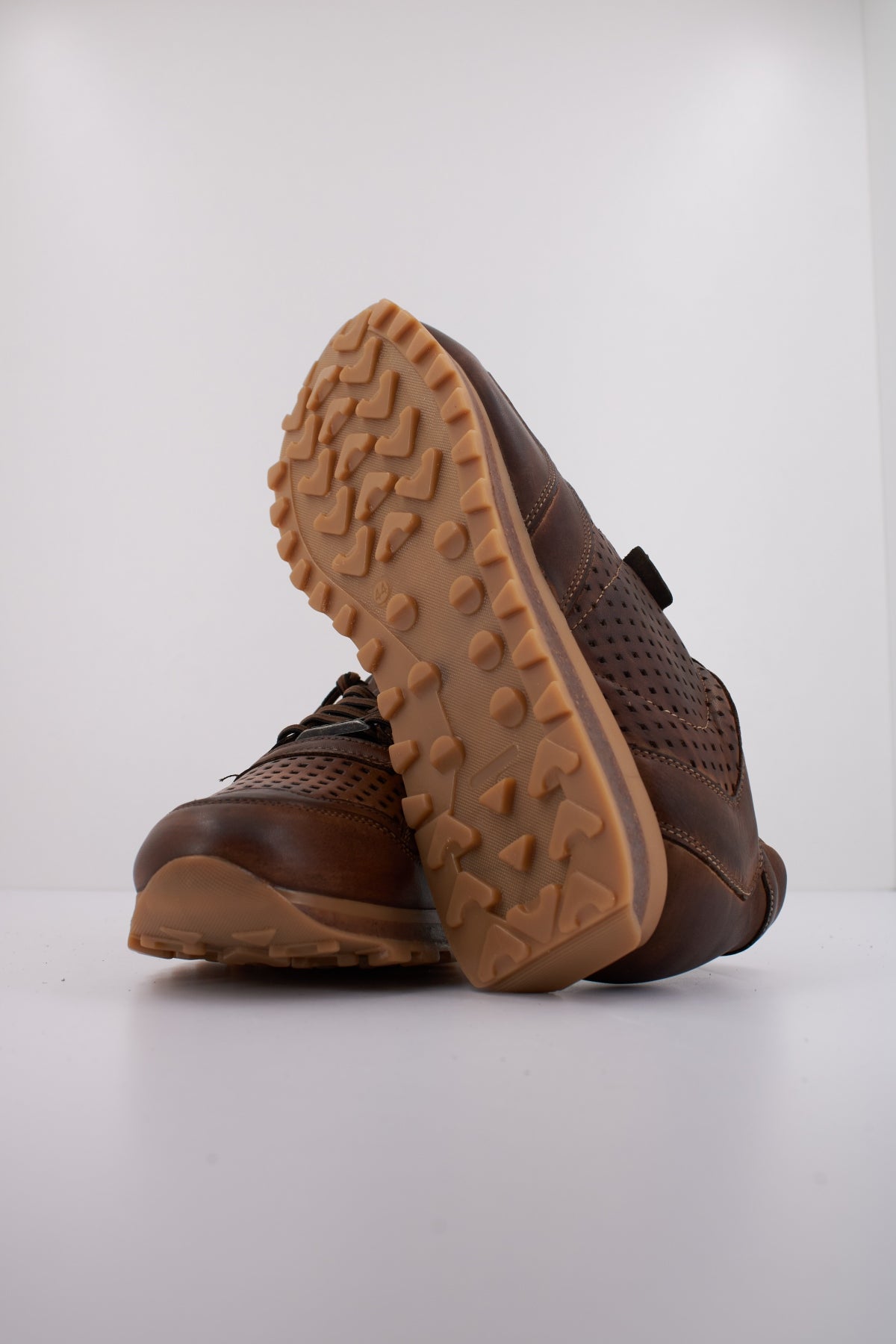 CETTI C INV en color MARRON (5)