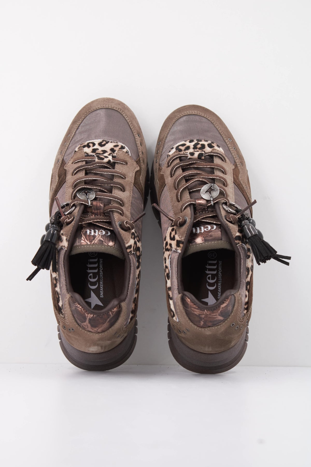 CETTI CSRA INV DEPORTIVO METAL en color MARRON CLARO (3)