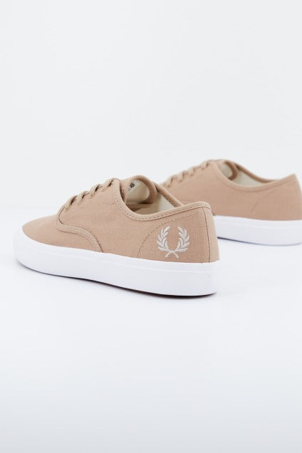 FRED PERRY MERTON TWILL en color MARRON CLARO (3)