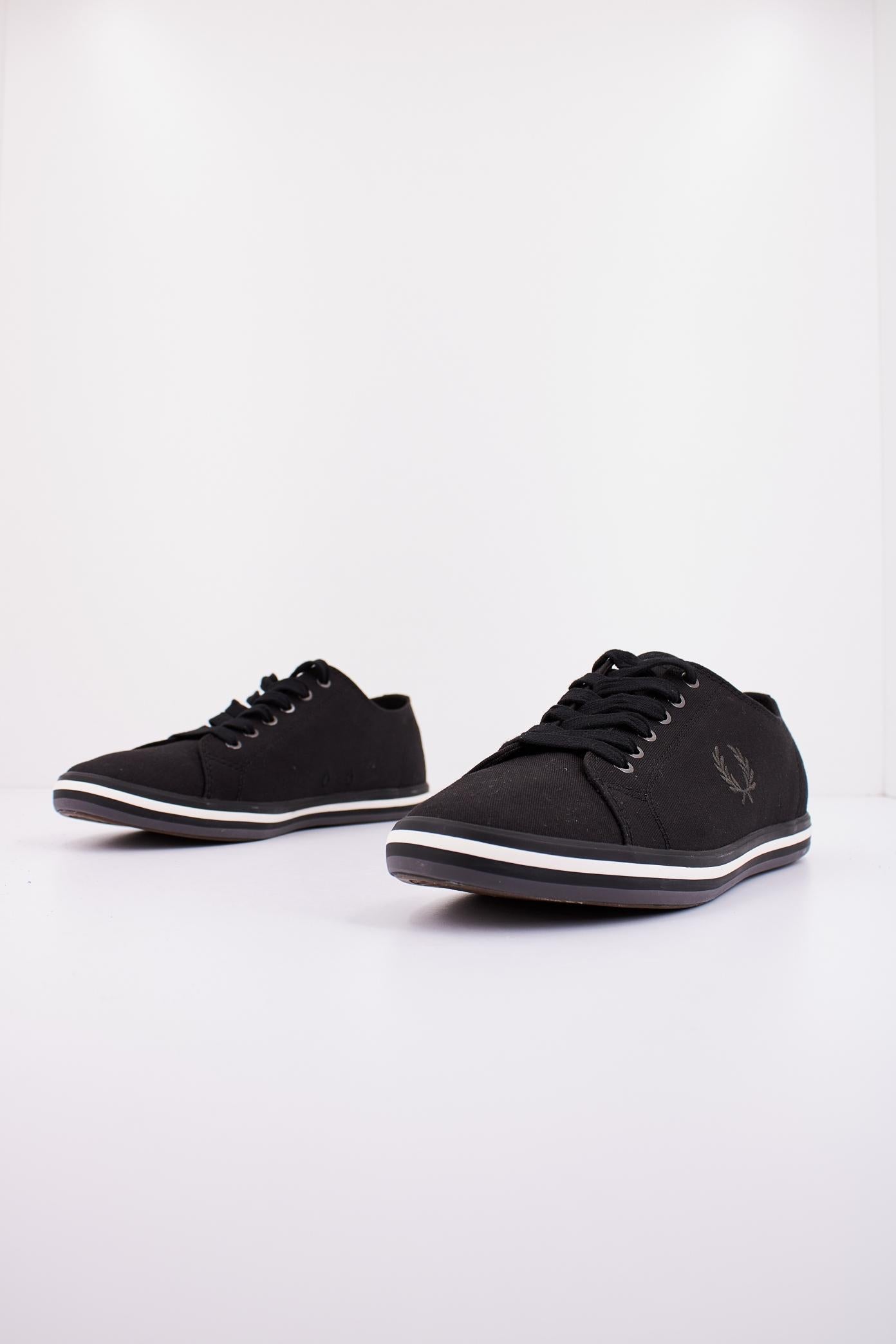 FRED PERRY KINGSTON TWILL en color NEGRO (2)