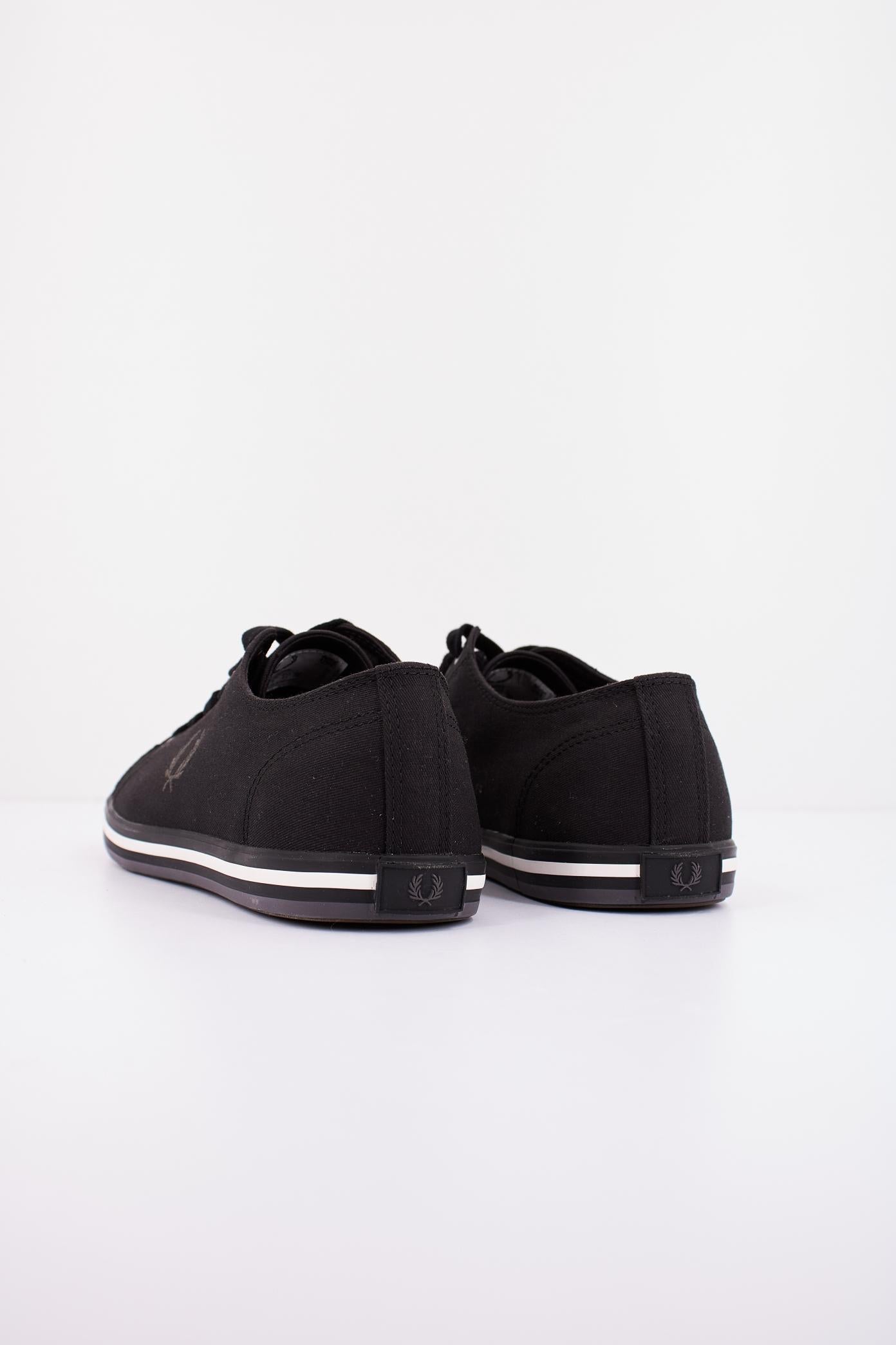 FRED PERRY KINGSTON TWILL en color NEGRO (3)