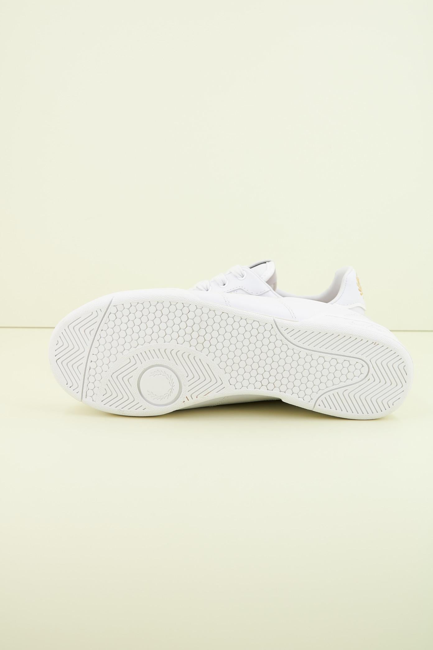 FRED PERRY B LEATHER en color BLANCO (4)