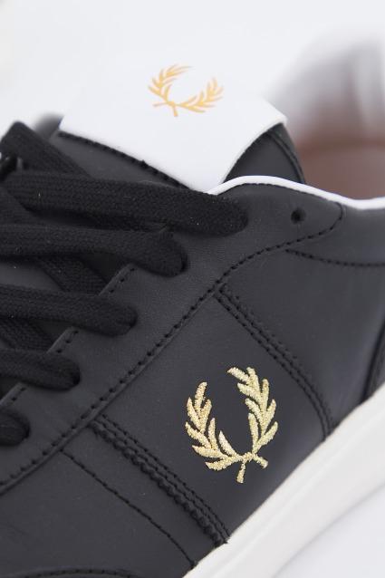 FRED PERRY LEATHER en color NEGRO (4)