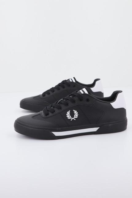 FRED PERRY CLAY PIQUE en color NEGRO (2)