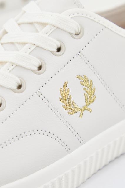 FRED PERRY HUGHES en color BLANCO (4)