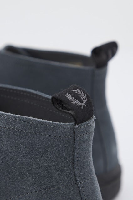 FRED PERRY HAWLEY SUEDE en color GRIS (4)