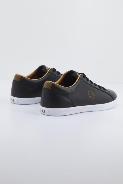 FRED PERRY BASELINE LEATHER en color NEGRO (3)