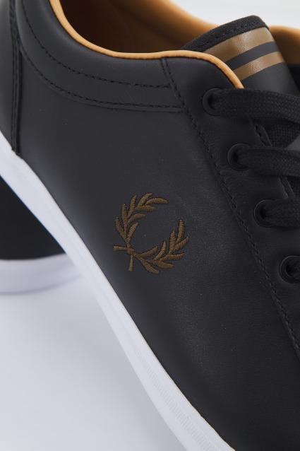 FRED PERRY BASELINE LEATHER en color NEGRO (4)