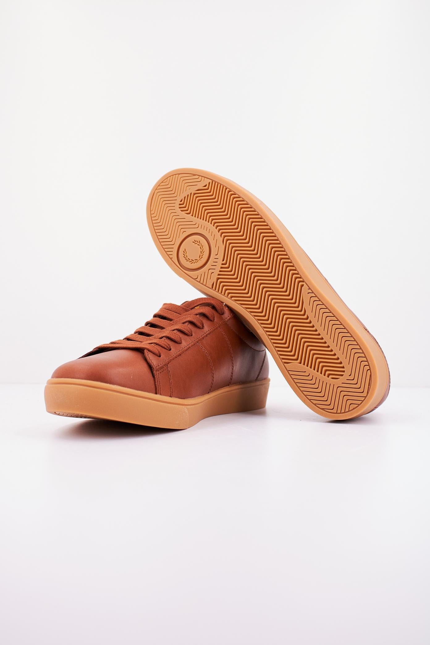 FRED PERRY SPENCER LEATHER en color MARRON (4)