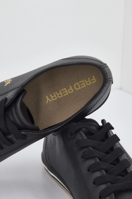 FRED PERRY KINGSTON LEATHER en color NEGRO (4)