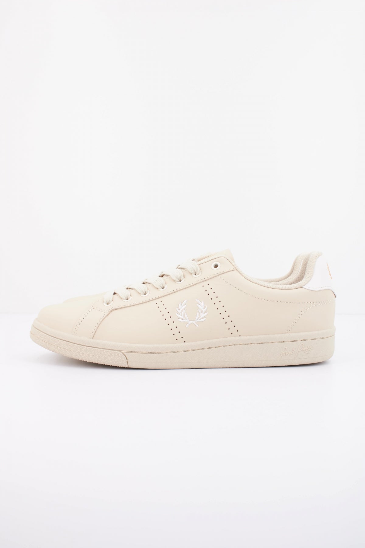 FRED PERRY B LEATHER en color BEIS (1)