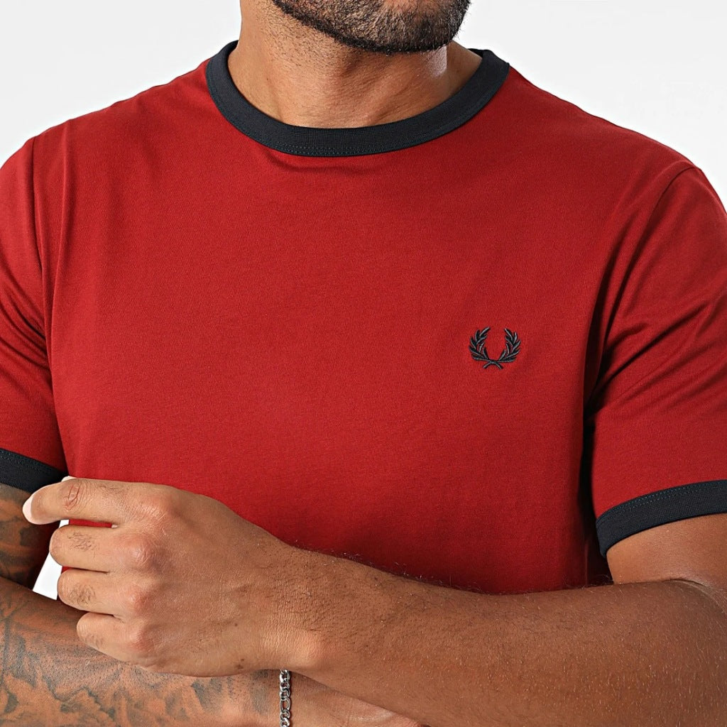 FRED PERRY MFP en color BURDEOS (6)