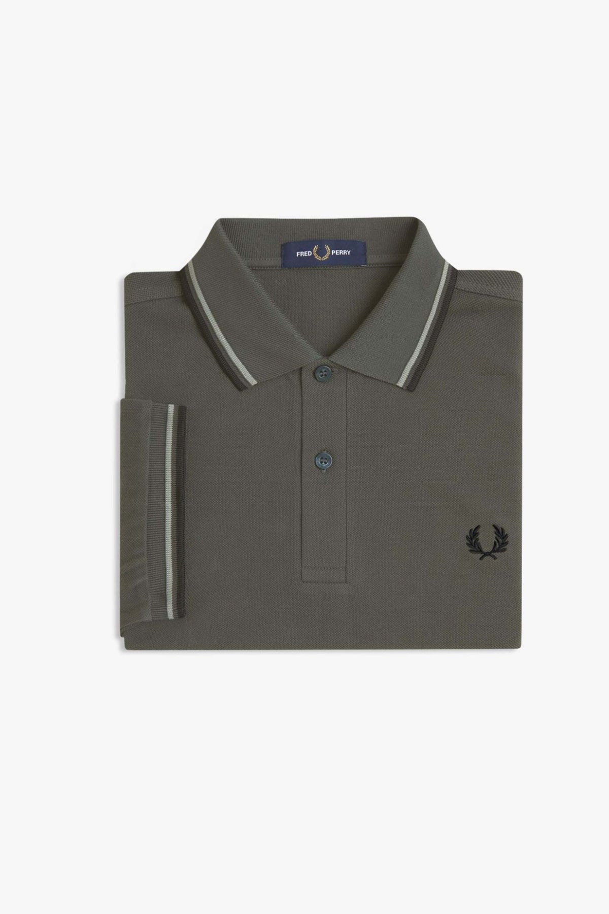 FRED PERRY TWIN TIPPED en color VERDE (4)