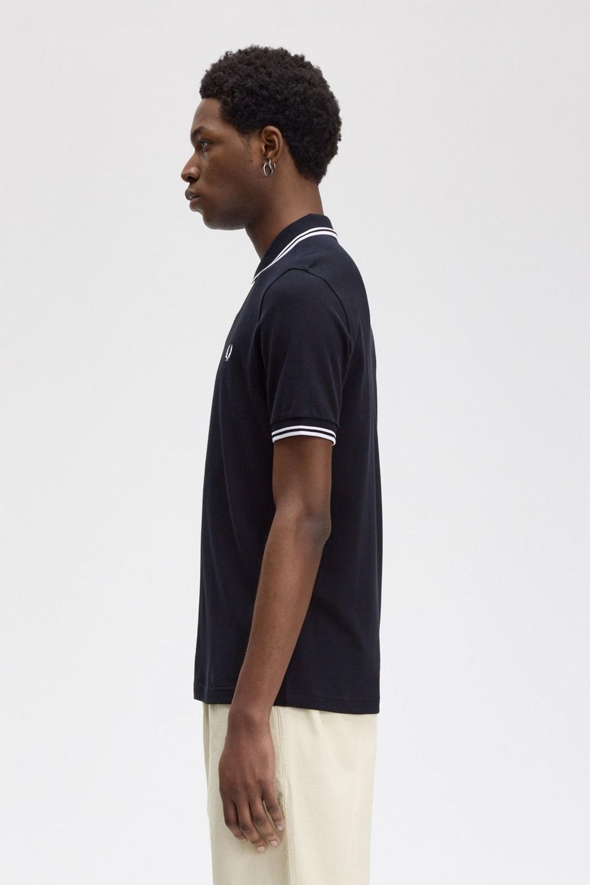 FRED PERRY TWIN TIPPED en color AZUL (3)