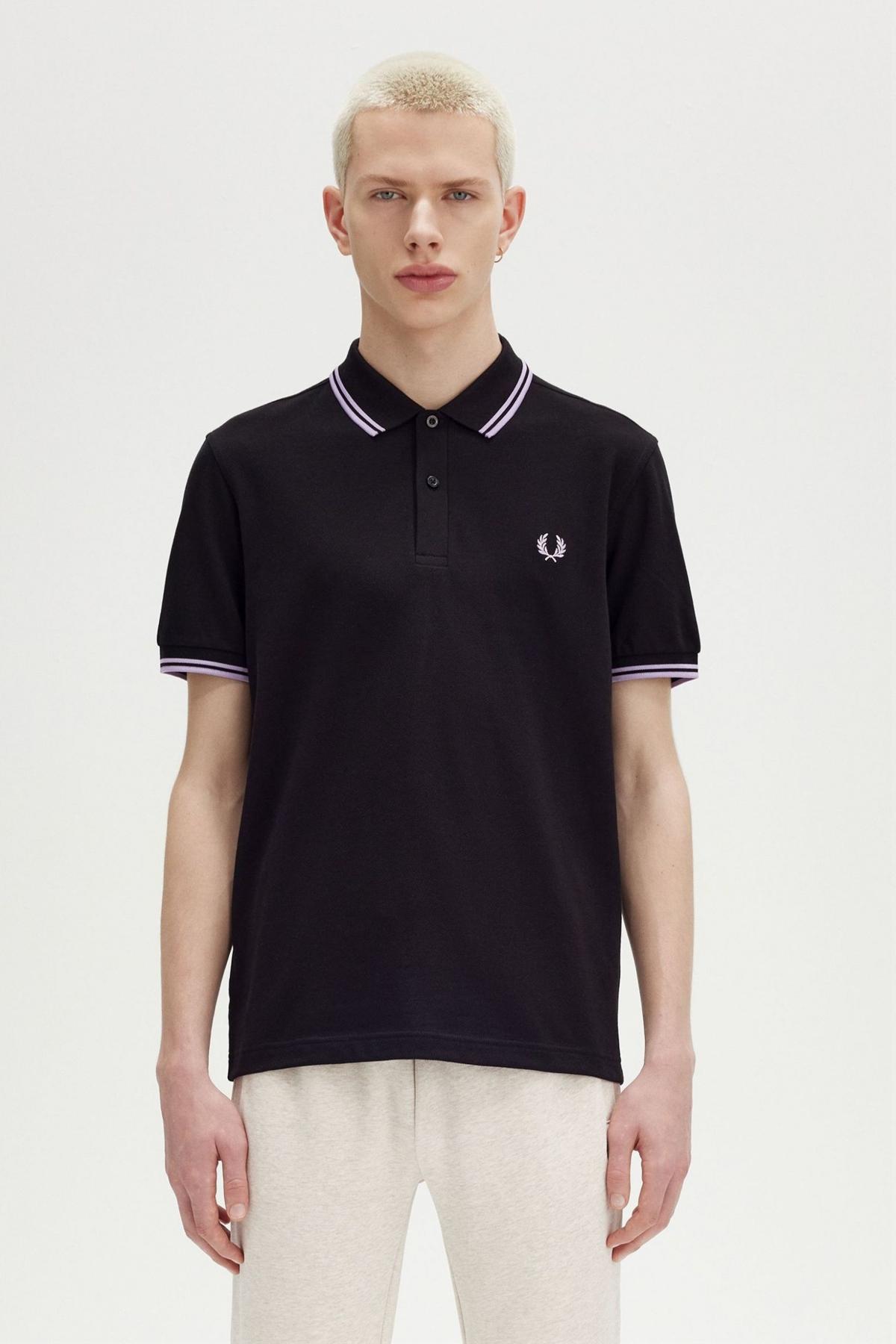 FRED PERRY TWIN TIPPED en color NEGRO (1)