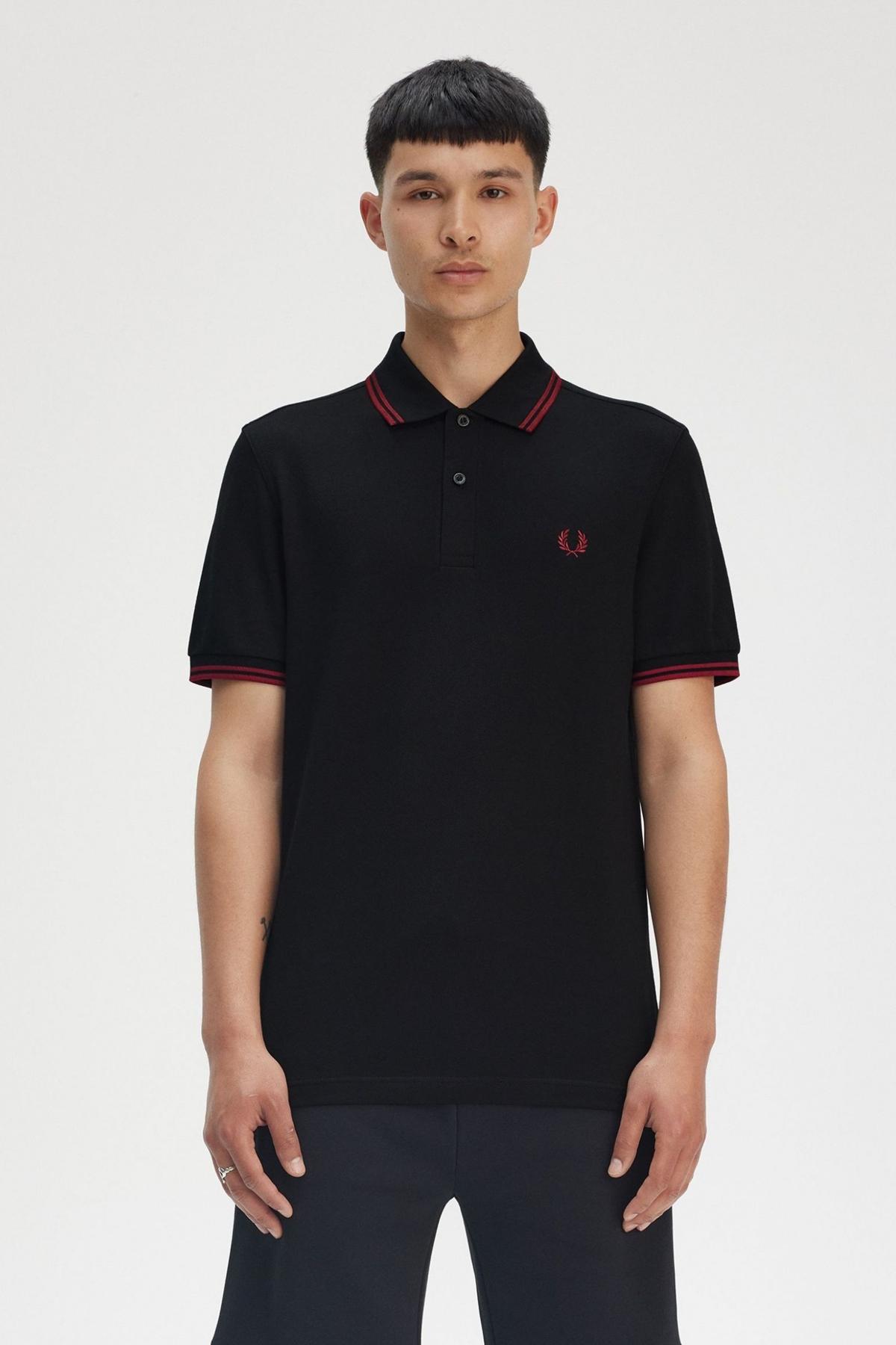FRED PERRY TWIN TIPPED en color NEGRO (1)