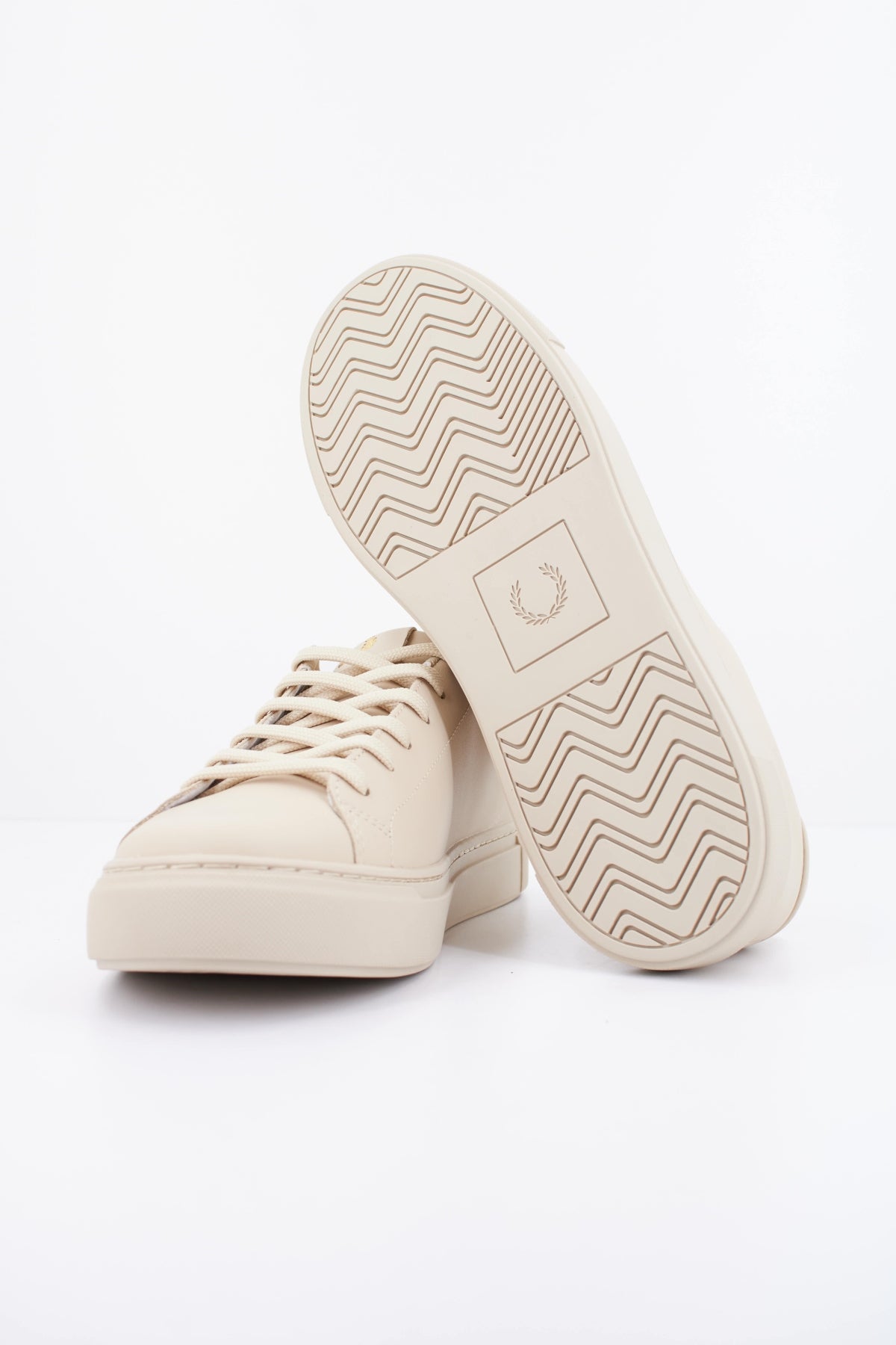 FRED PERRY B en color MARRON CLARO (5)