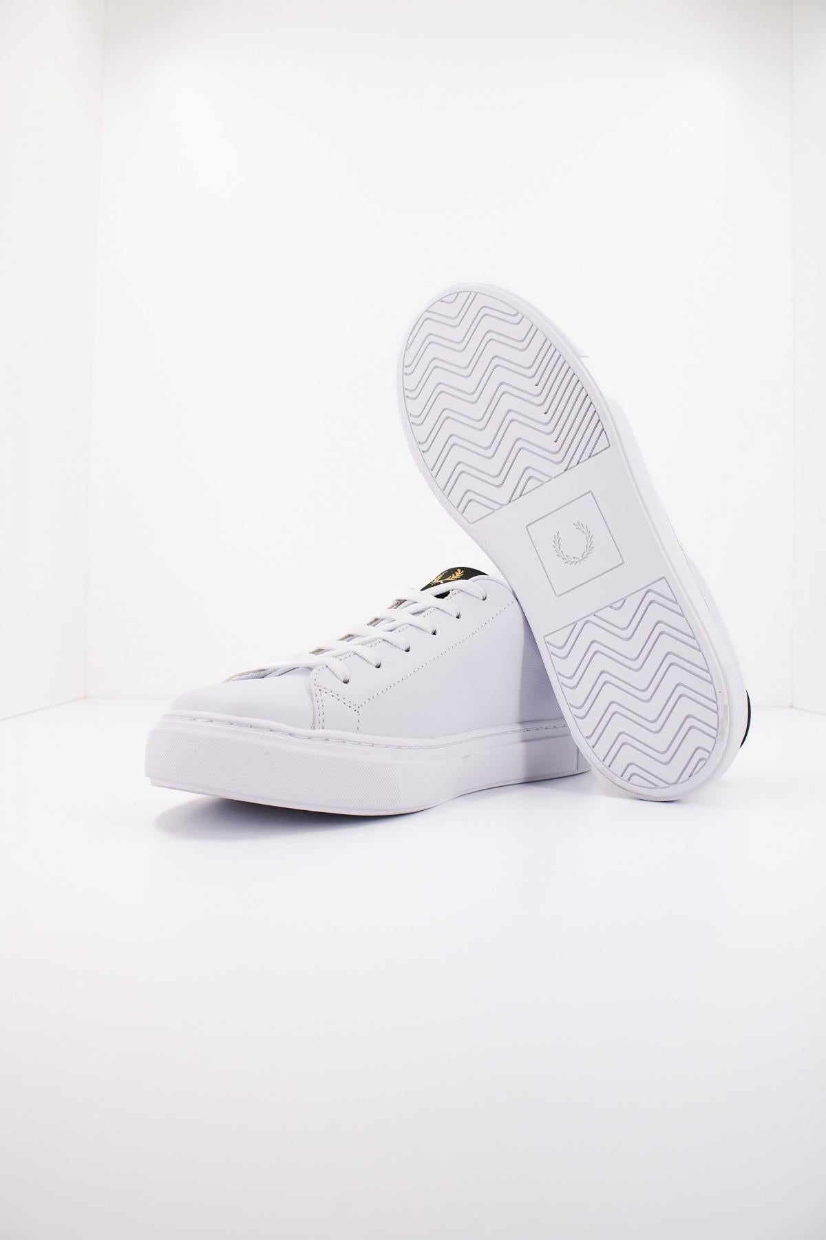 FRED PERRY B TUMBLED LEATHER en color BLANCO (4)